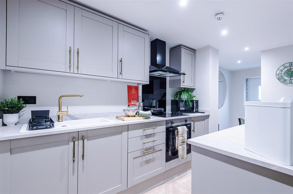 459 Rochdale Old Road-HMO-150.JPG