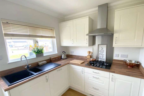 2 bedroom park home for sale, Clacton on Sea