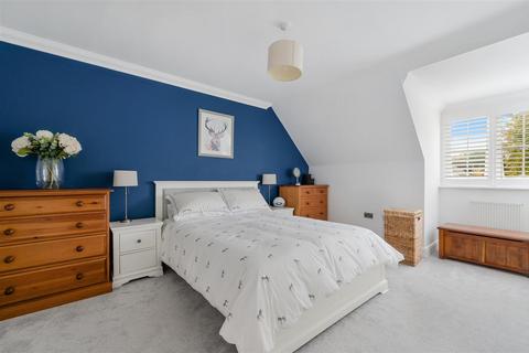 undefined, Osprey Drive, Epsom