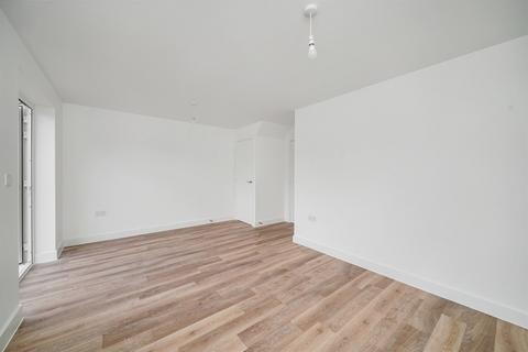 undefined, Exeter EX2