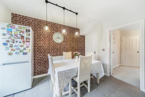3 bedroom semi-detached house for sale, Elm Park,  Didcot,  OX11