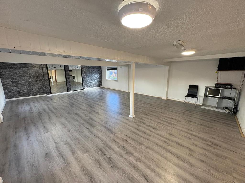 Whats App Image 2025-10-23 at 17.27.44 (1).jpeg