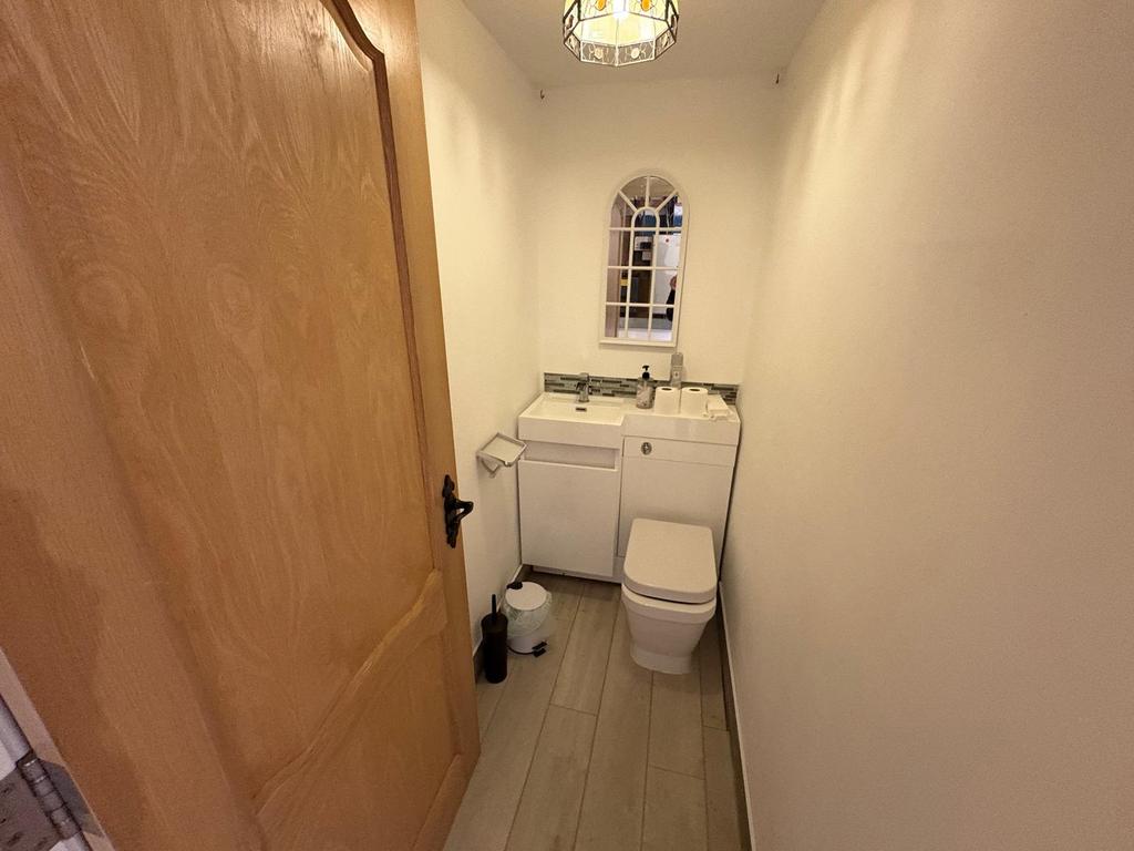 Whats App Image 2025-10-23 at 17.27.44 (6).jpeg