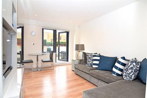 undefined, London Road, Twickenham