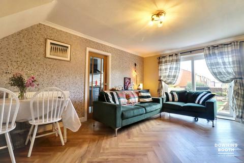 3 bedroom semi-detached house for sale, Furnivall Crescent, Lichfield WS13