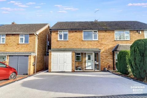 Furnivall Crescent, Lichfield WS13