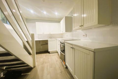 2 bedroom terraced house for sale, 110 Stoneswood Road, Delph OL3 5DZ