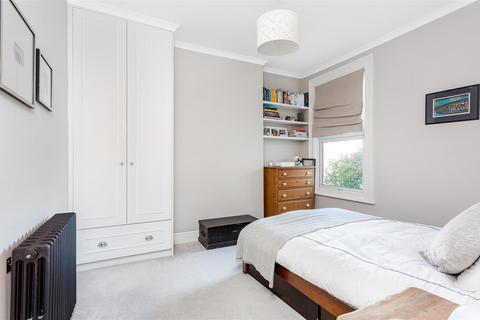 2 bedroom apartment for sale, Rainham Road, Kensal Rise NW10