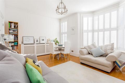 17b Rainham Road, London, NW10 5DS