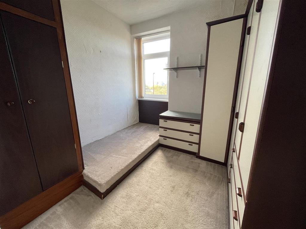 Bedroom 3: