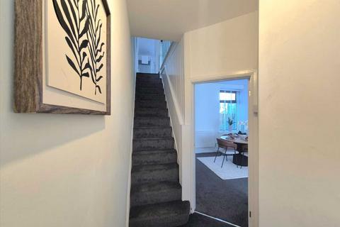 undefined, Porth CF39