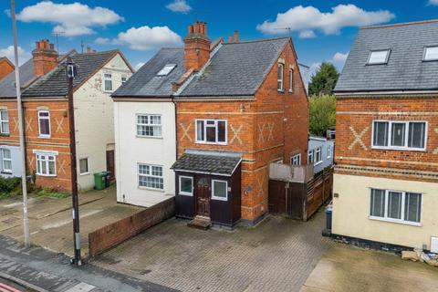 Norcot Road, Tilehurst, Reading, Berkshire, RG30