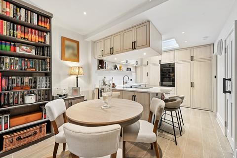 52 Upper Cheyne Row, London, SW3 5JJ