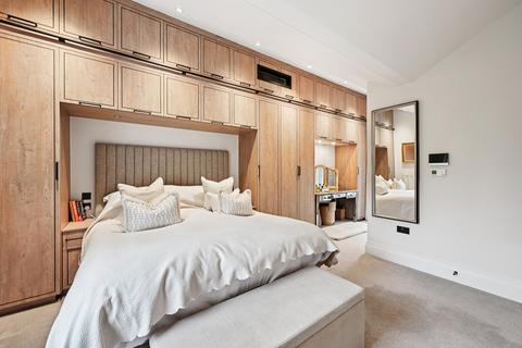 52 Upper Cheyne Row, London, SW3 5JJ