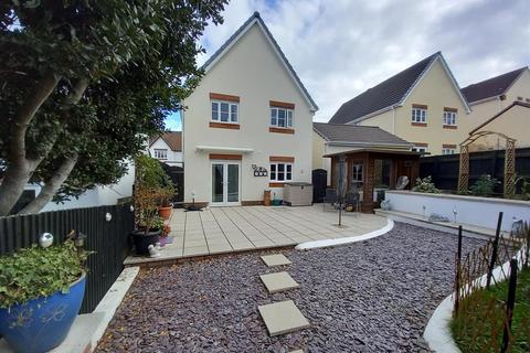 undefined, Maine Close, Bideford EX39