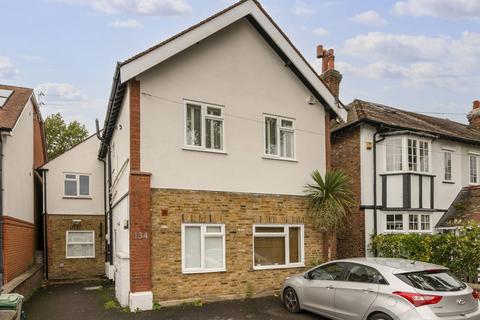 undefined, Broad Lane, Hampton, TW12
