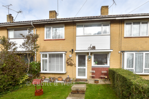 3 bedroom terraced house for sale, Wakehurst Drive, Crawley RH10