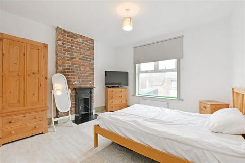 undefined, Hunter House Road, Hunters Bar S11
