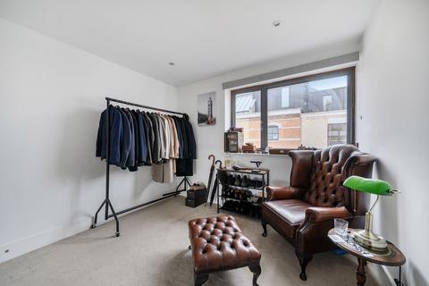 Flat 2, 10 Wheatsheaf Terrace, London, SW6 5BH