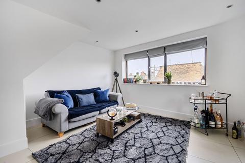 Flat 2, 10 Wheatsheaf Terrace, London, SW6 5BH