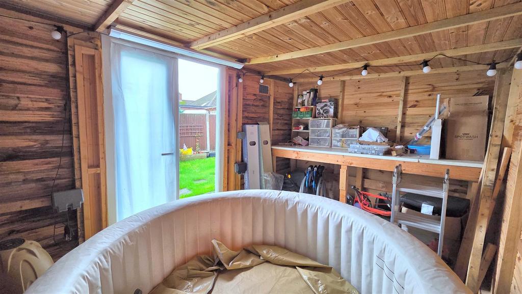 Shed