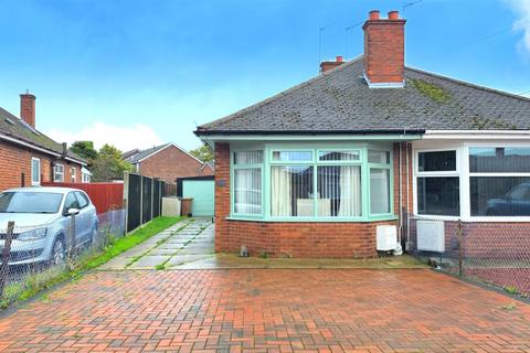2 bedroom semi-detached bungalow for sale, Chestnut Avenue, Bradwell