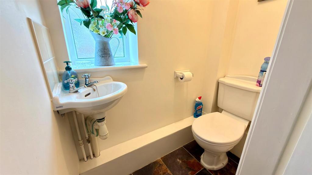 2 piece cloakroom