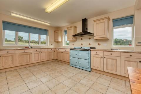 undefined, Whitegates, Barton Gate, Barton Under Needwood, Burton upon Trent