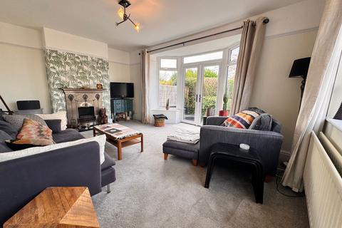 3 bedroom semi-detached house to rent, Franklin Road, Penkhull, Stoke-on-Trent, ST4