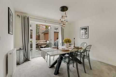 5 bedroom detached house for sale, Europa Rd, Leicester LE18