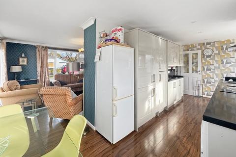 3 bedroom detached bungalow for sale, Woodland Way, Wivenhoe, Colchester, CO7