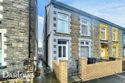 undefined, Edwardsville, Treharris
