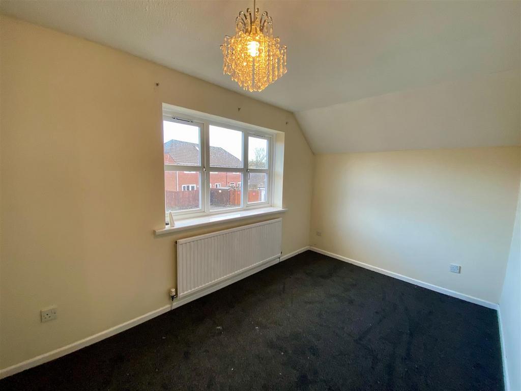 9 bed front.jpg