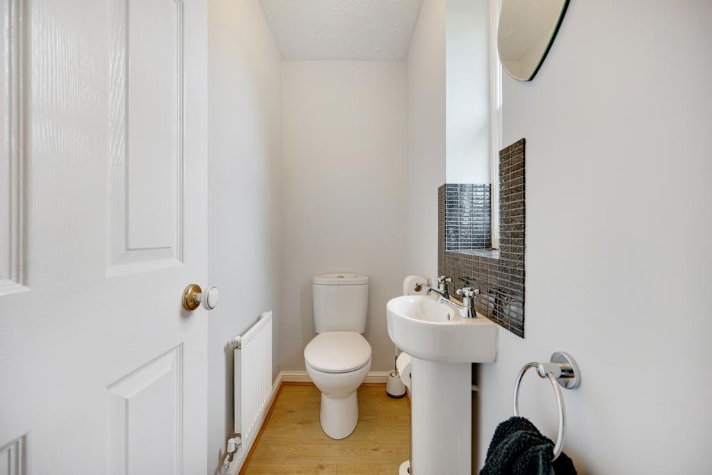 Ground Floor Wc