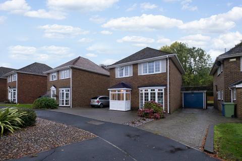 34 Blenheim Avenue, Faversham, ME13 8NW