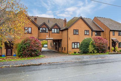 undefined, Main Road, High Wycombe HP14