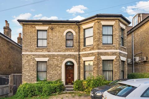undefined, Thurlow Park Road, London, SE21