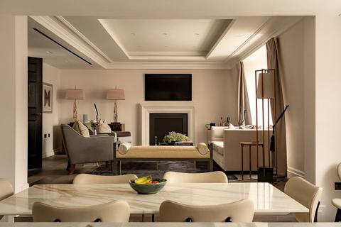 3 bedroom apartment for sale, Queen Street, London W1J