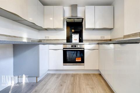 Hollinsend Avenue, Sheffield