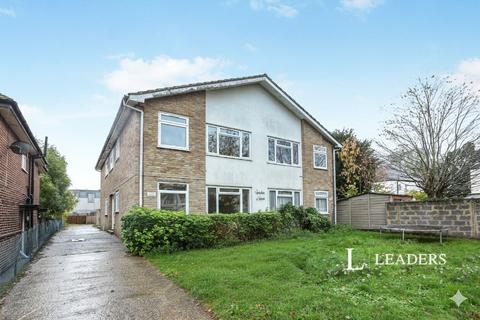 2 bedroom flat to rent, Caroline House, Dorset Road, BR3