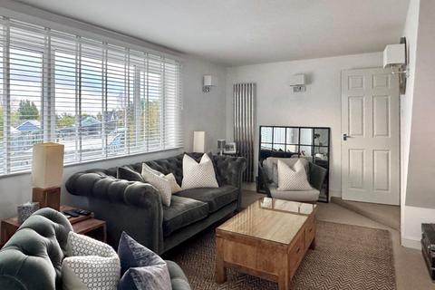 3 bedroom duplex for sale, Victoria Lane, Penarth