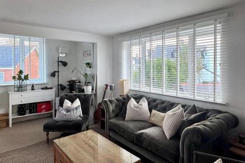 3 bedroom duplex for sale, Victoria Lane, Penarth