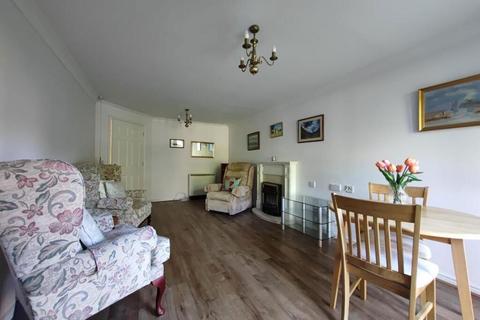 1 bedroom retirement property for sale, 405-411 Reading Road, Winnersh, Wokingham, Berkshire, RG41 5GU