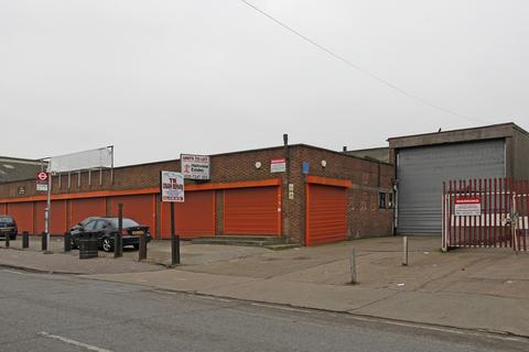 Warehouse to rent, 10 Thames Rd Barking IG11 0HZ