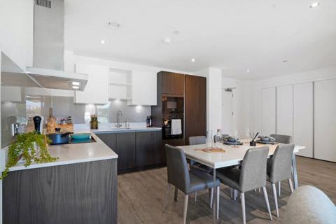 3 bedroom apartment to rent, Rathbone Street, London, W1T