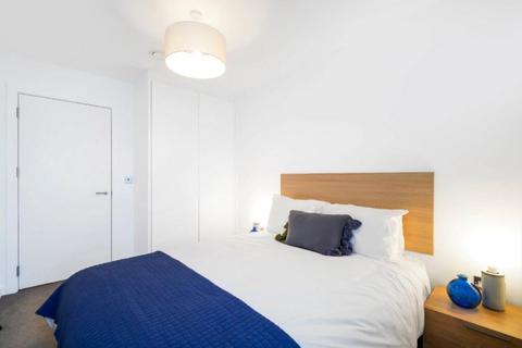 3 bedroom apartment to rent, Rathbone Street, London, W1T