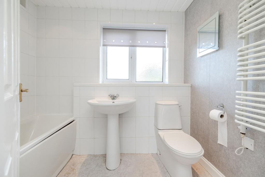 14 Bracken Close--Dinnington--NE137 LY-27