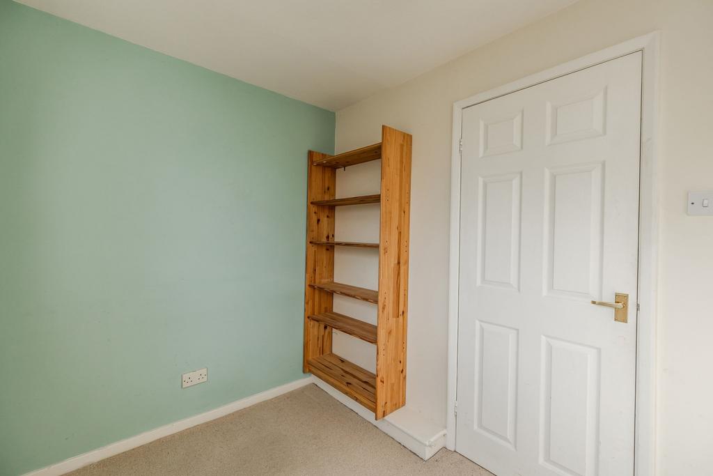 14 Bracken Close--Dinnington--NE137 LY-31