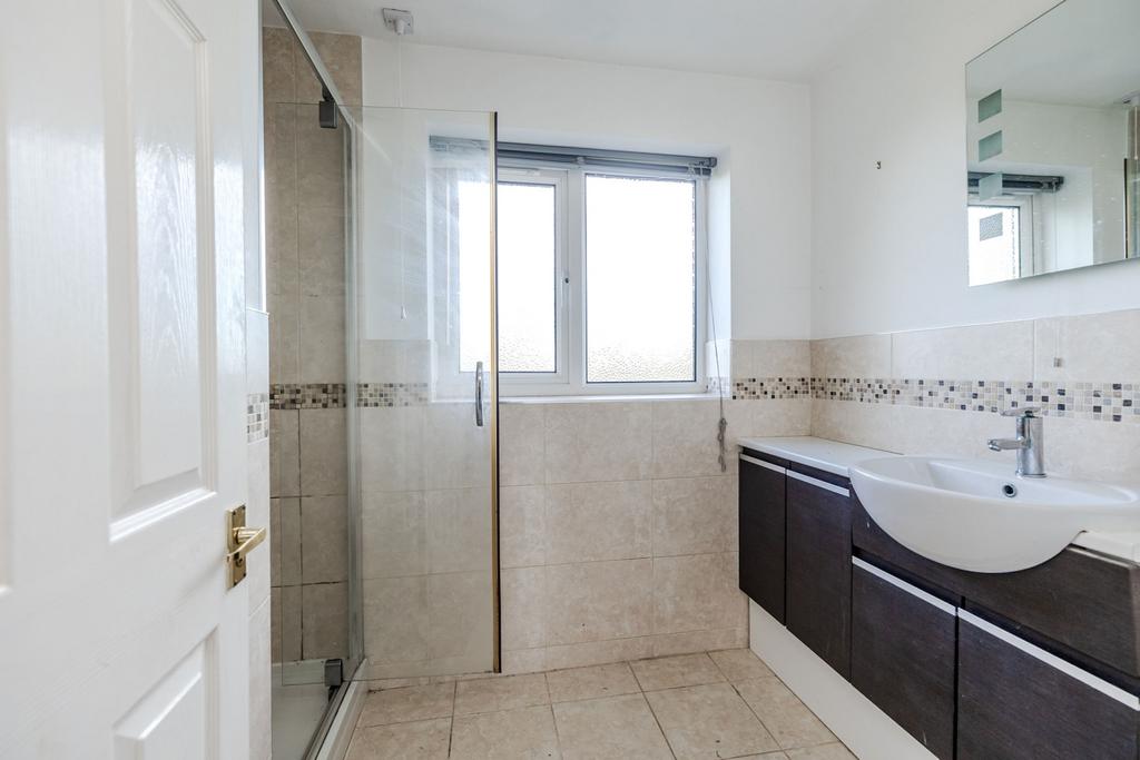 14 Bracken Close--Dinnington--NE137 LY-37