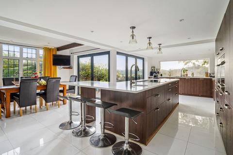 undefined, Manor Crescent, Seer Green, HP9